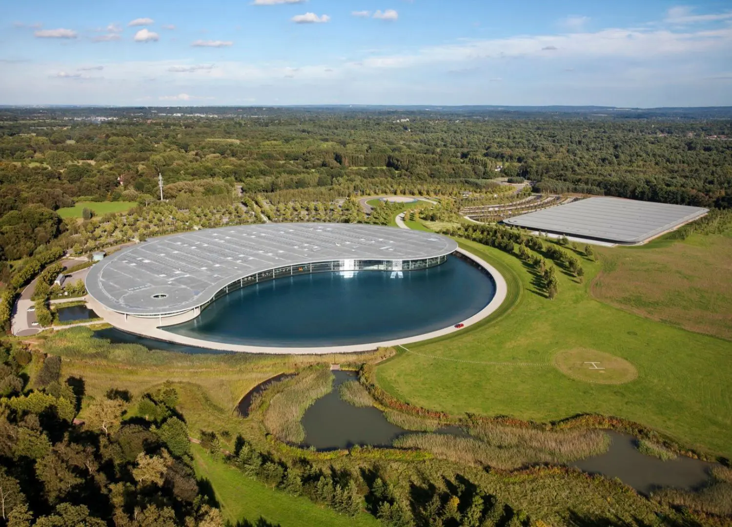 McLaren Production Centre by Norman Foster + Partners - © McLaren