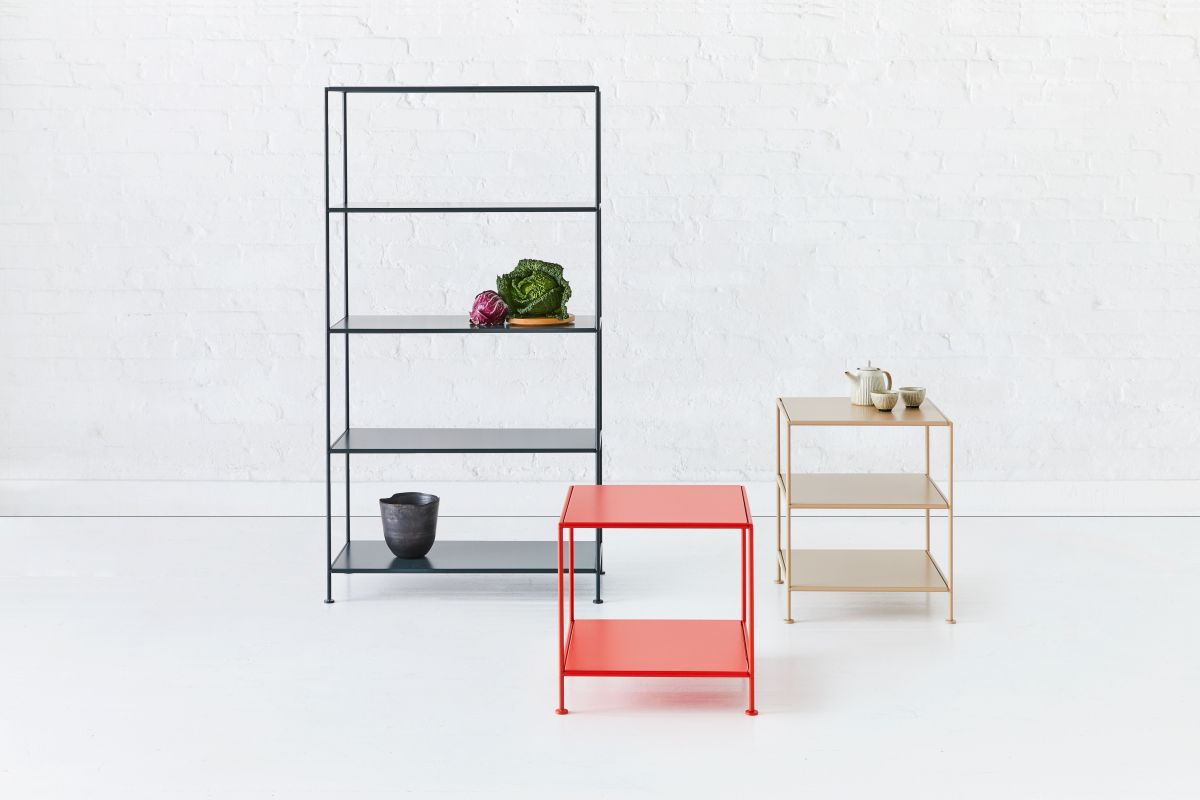 Stille: the effortless shelving by Standard issue