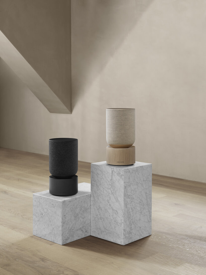 Beosound Balance in two colors