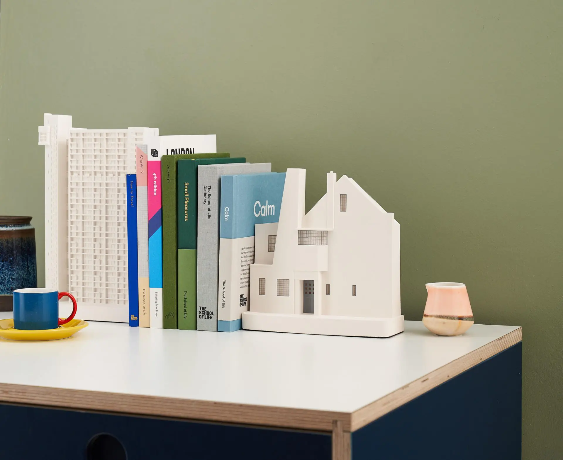 Chisel and Mouse - Trellick Tower and Hill House as bookends