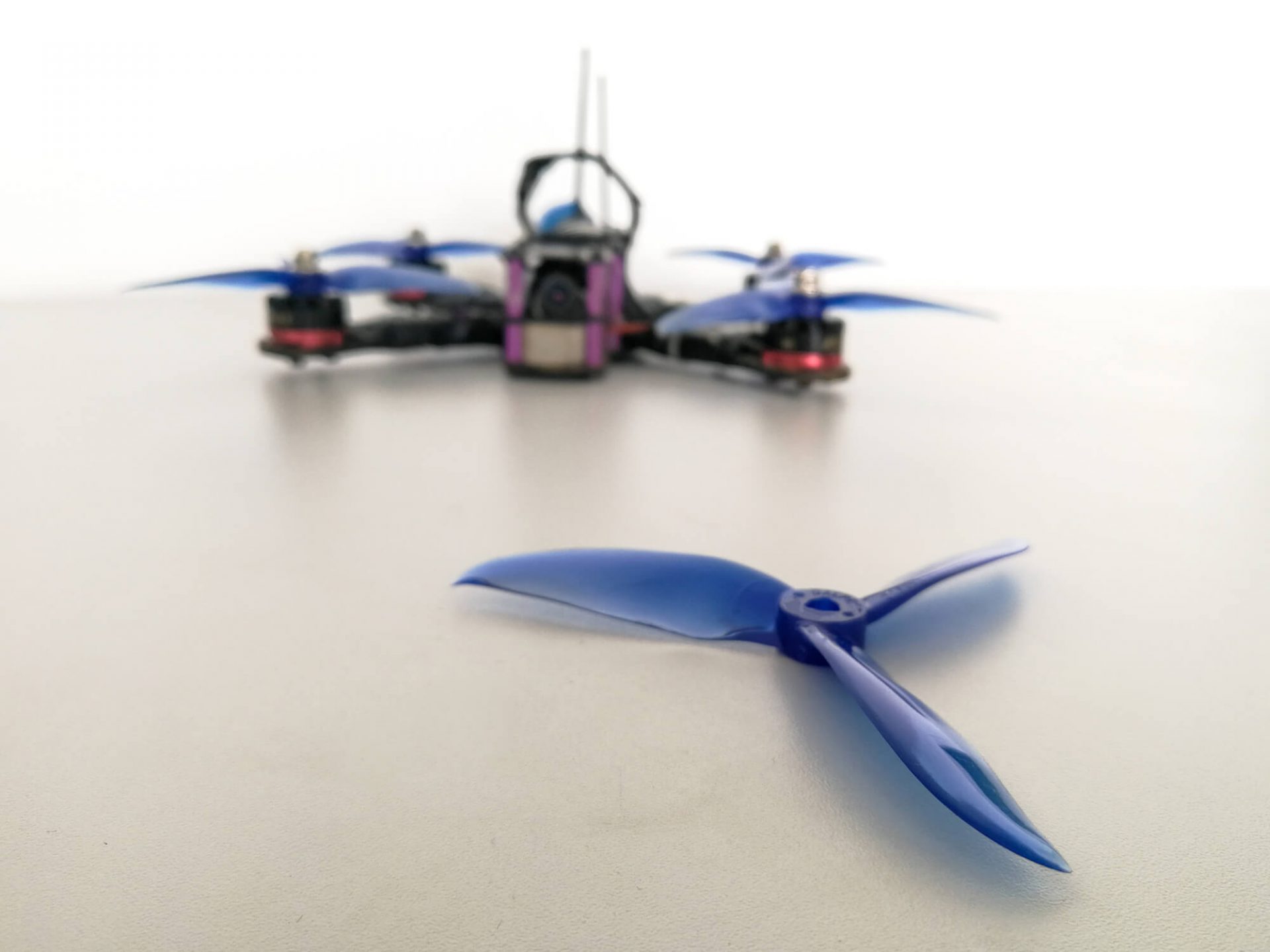 What are FPV drones and how to build your own one? : DesignWanted