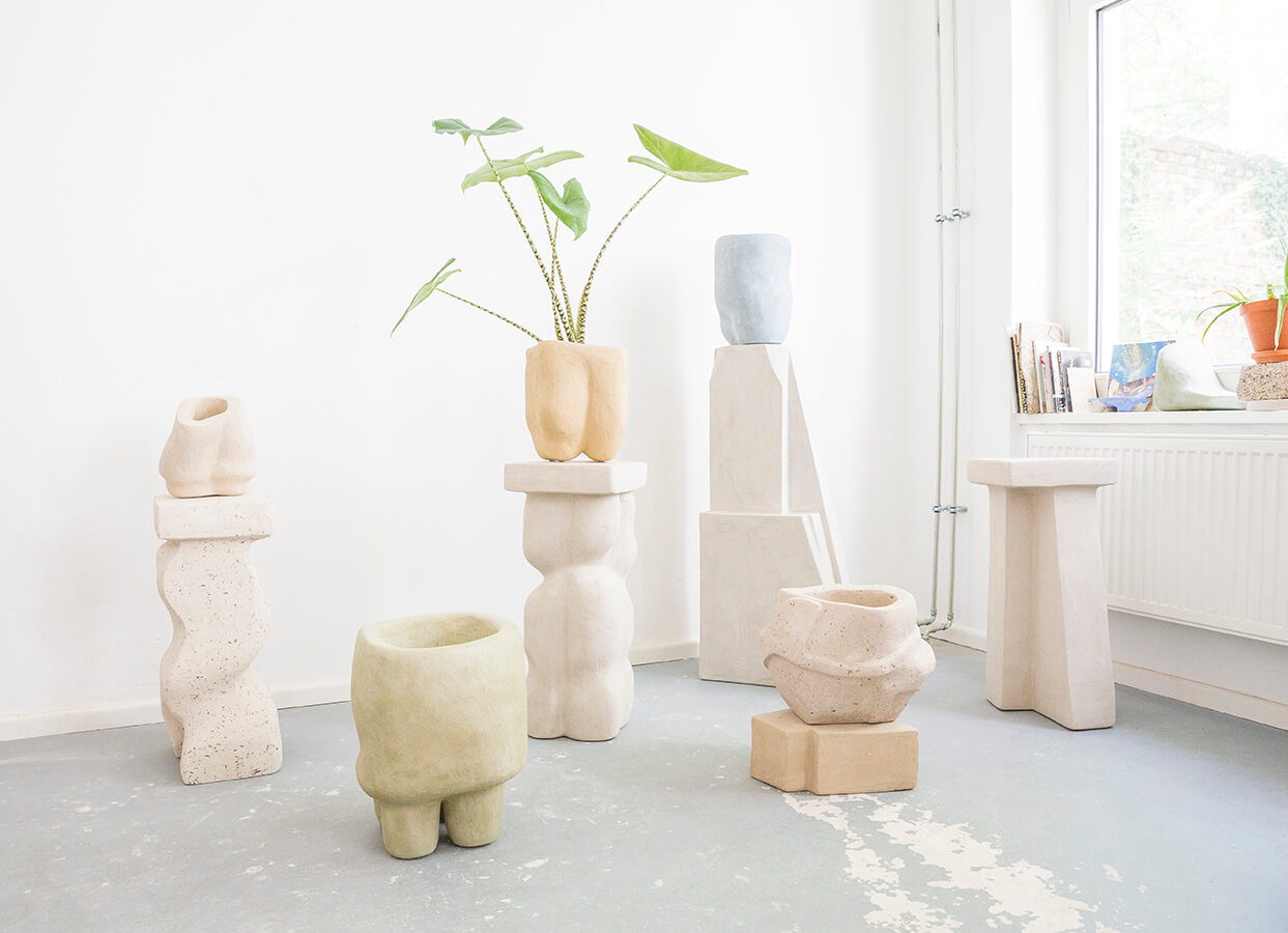 Yasmina Bawa designs pots transforming hemp into a biodegradable material