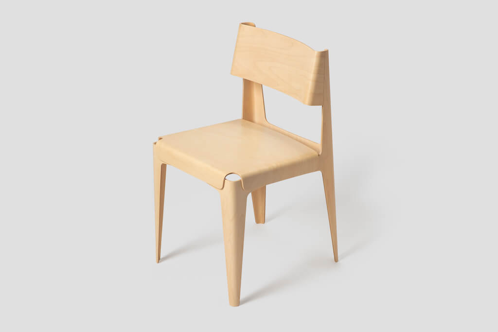 Isokon Plus - chair perspective view