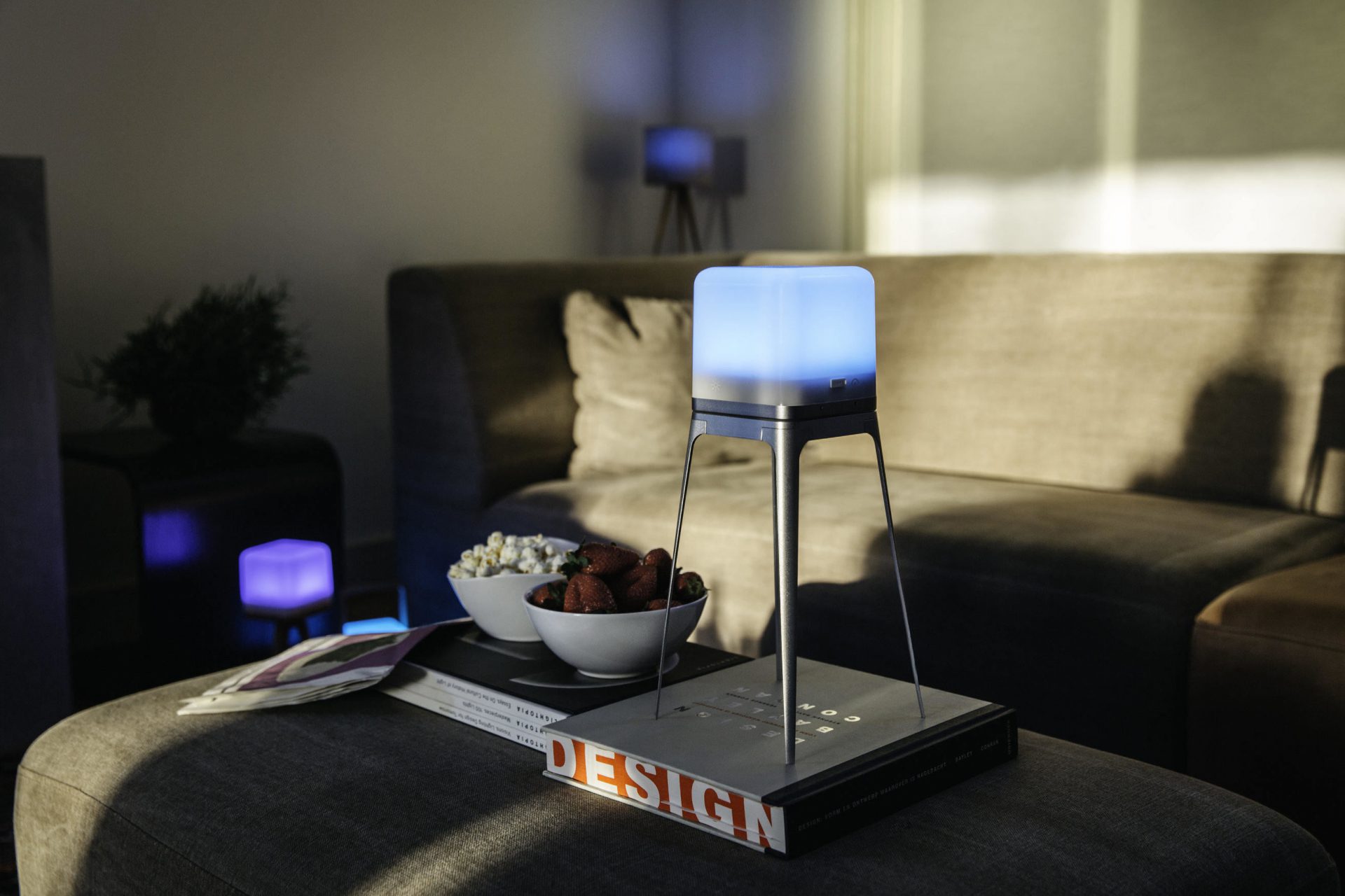 Lucis Portable Lamp - Wireless LED - Blue