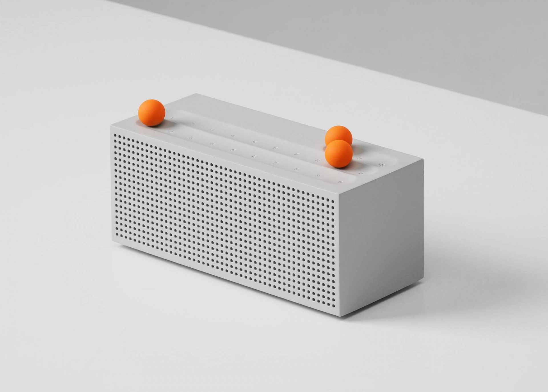 Tamed Digital Products - Ball radio by SFFO