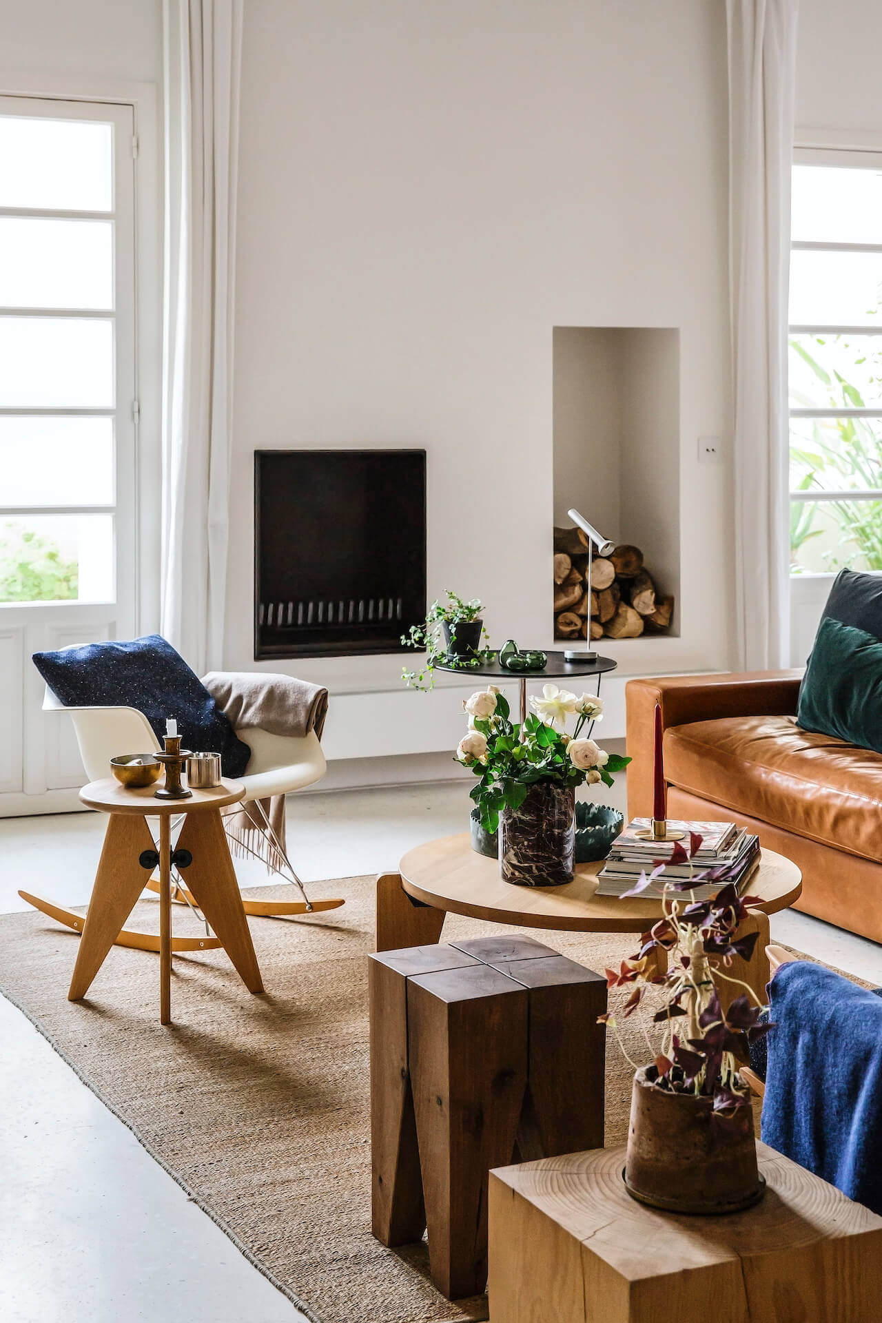 Carl Gerges - Apartment livingroom details