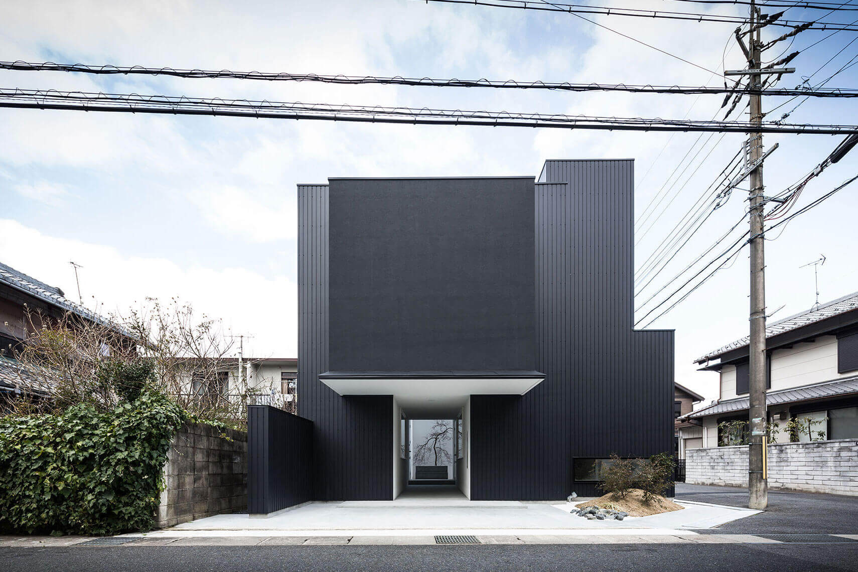 Form Kimura - Framing House exterior