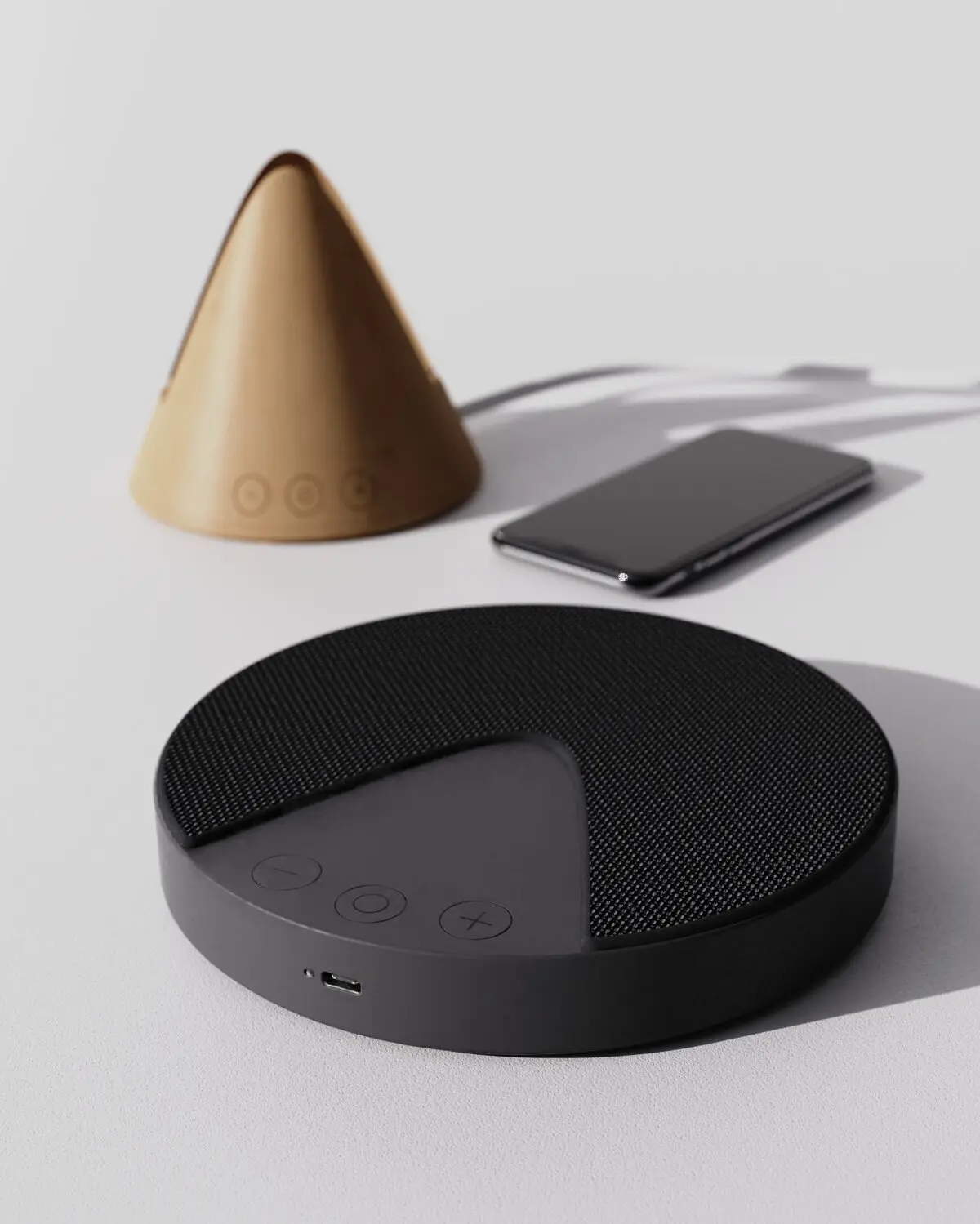 DotCone Speakers by Lidia Gomez _ Concept design _ unmounted