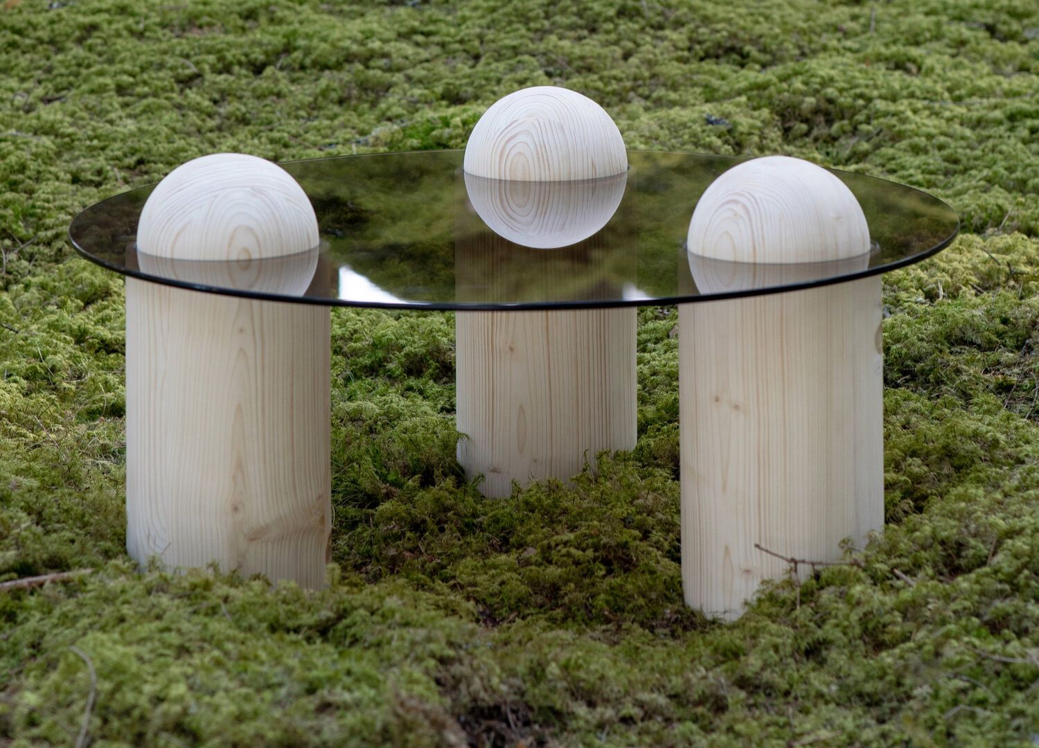 Jonas Coffee Table by LI-AN-LO Studio - Product Design using mycelium