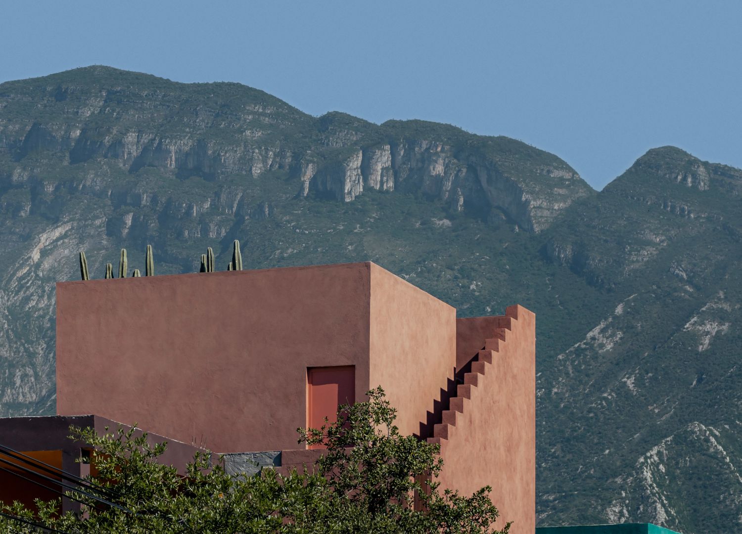 Casa Ederlezi by Practica Arquitectura _ David Martinez _ ph Dove Dope