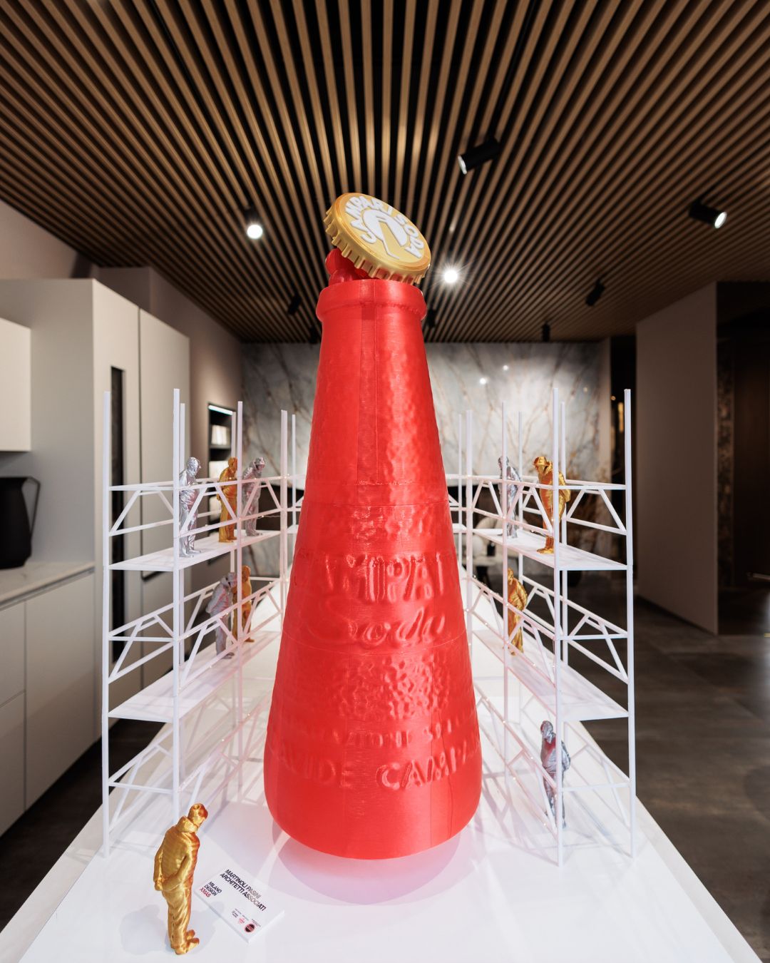 Christmas tree by MARTINOLI PASINI ARCHITETTI ASSOCIATI _ ABK Group Studio showroom _ MilanoDesignXmas 2024 by TOWANT