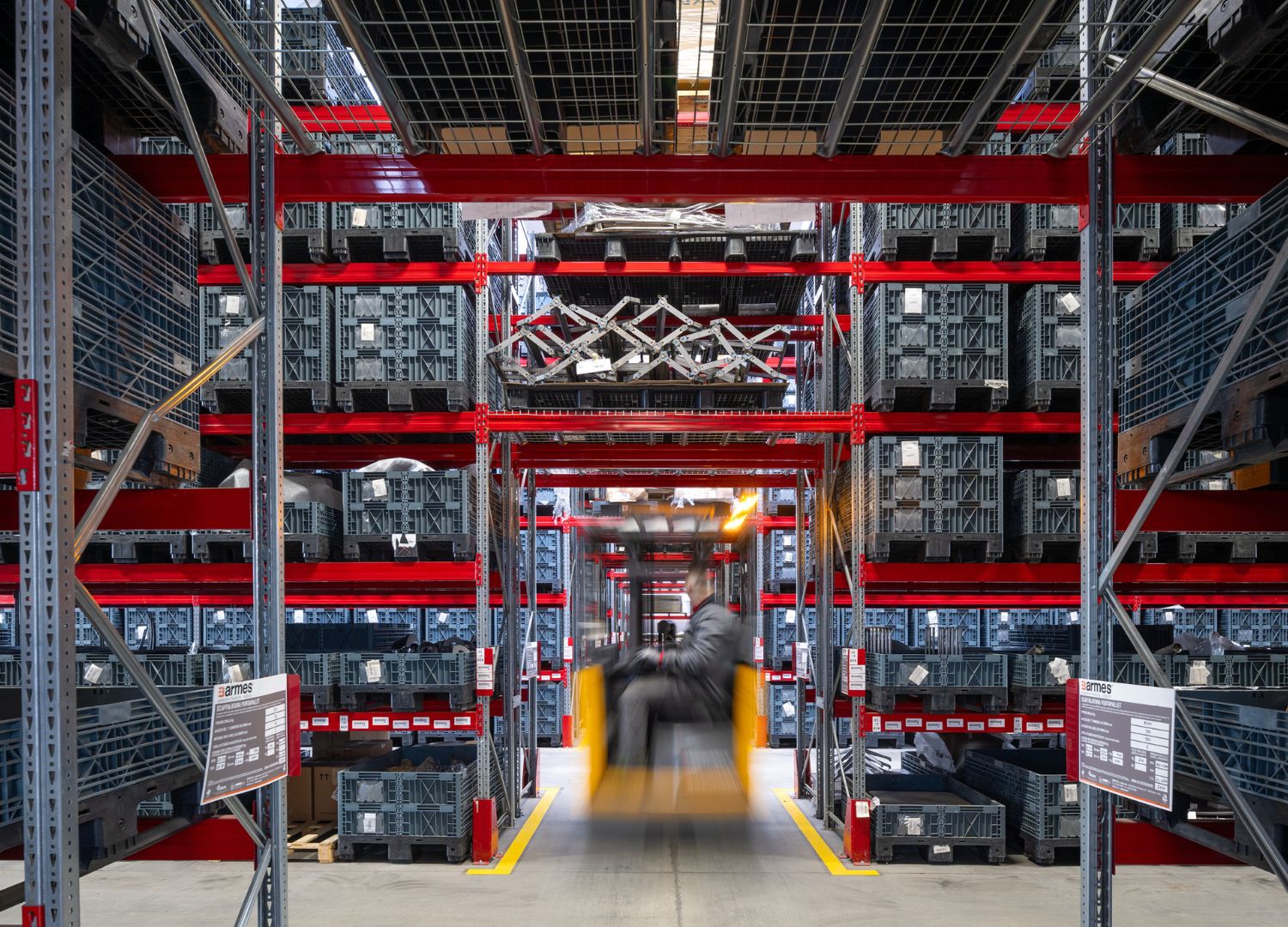 Production-department-©-Midj_Furniture design