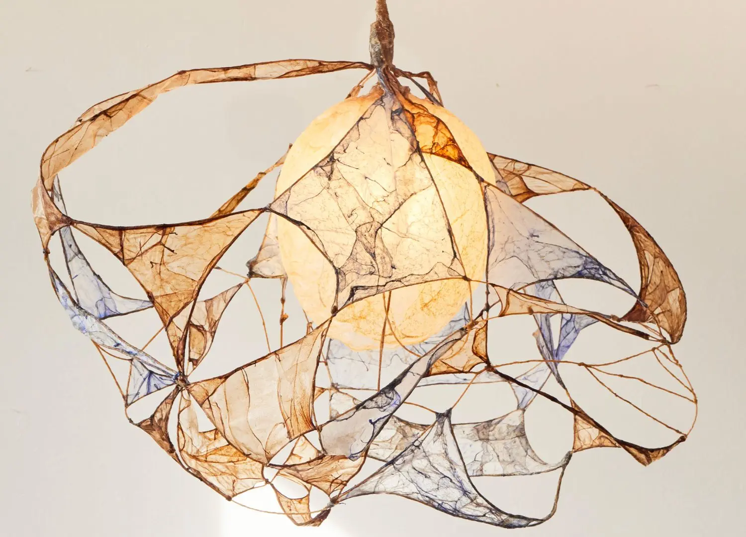 Thibault Philip: Designing with animal intestine waste : DesignWanted