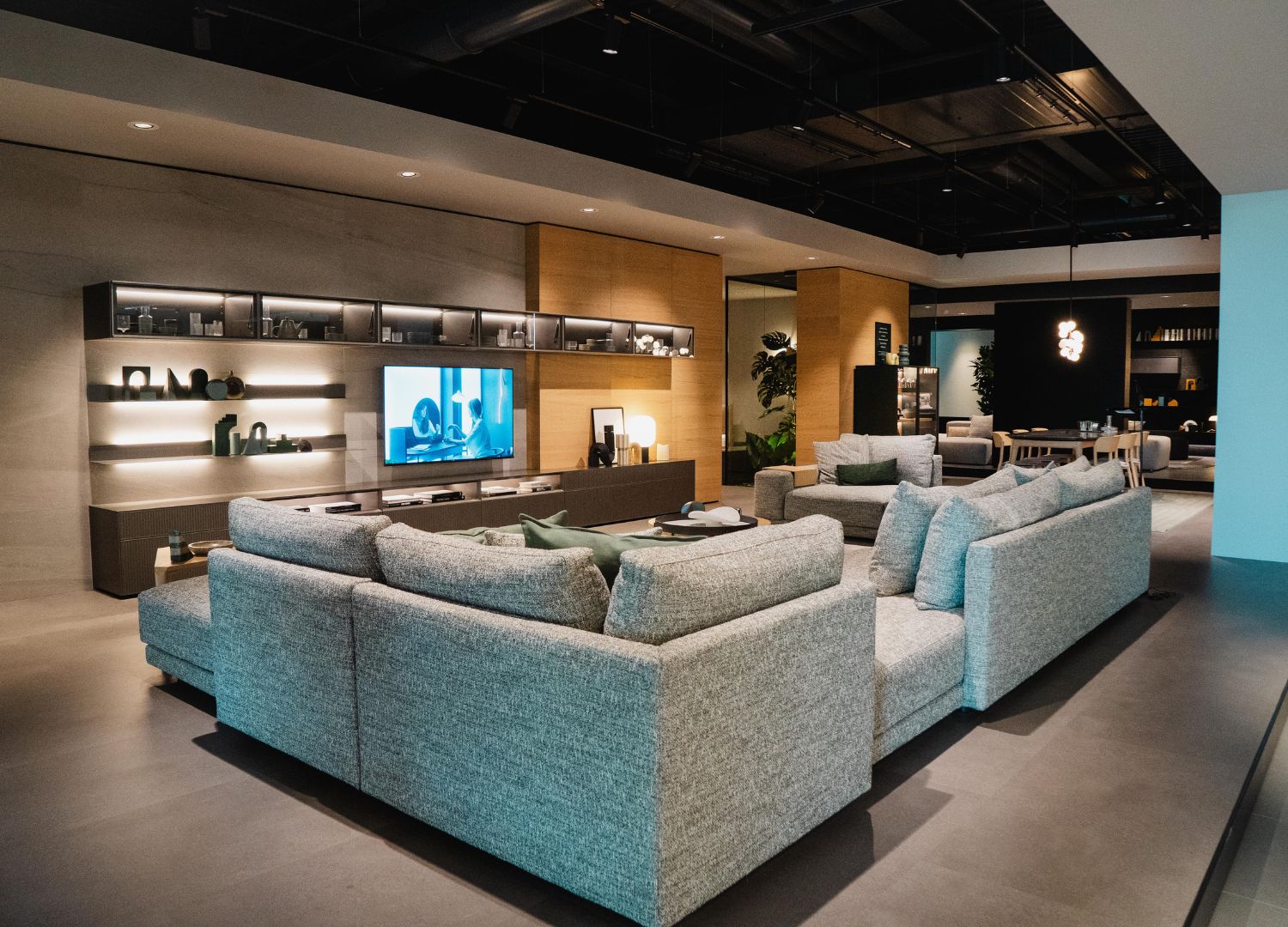 NOVAMOBILI _ Branded Episode _ BEHIND by DesignWanted