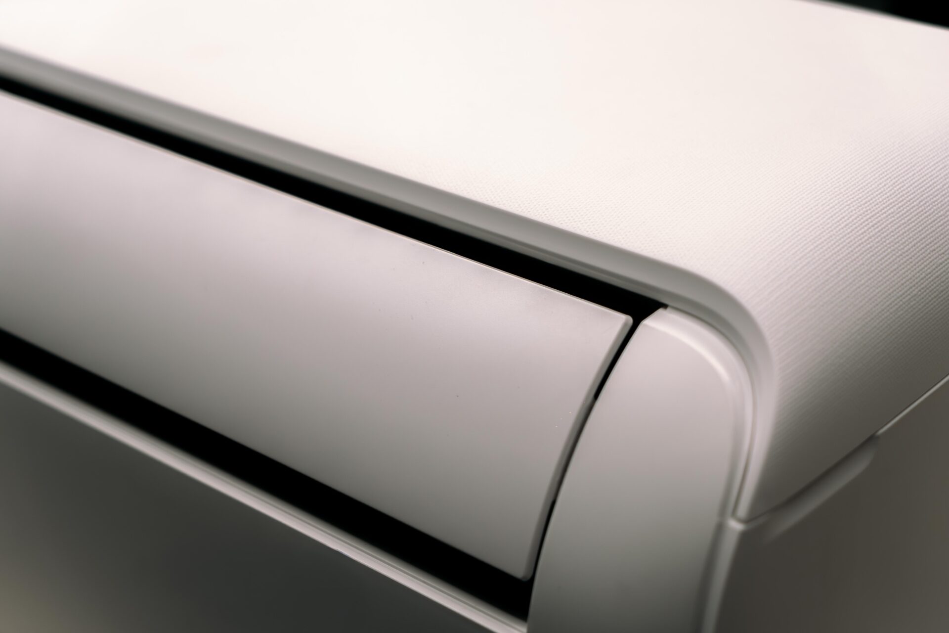 Raynor split air conditioner, Midea © DesignWanted