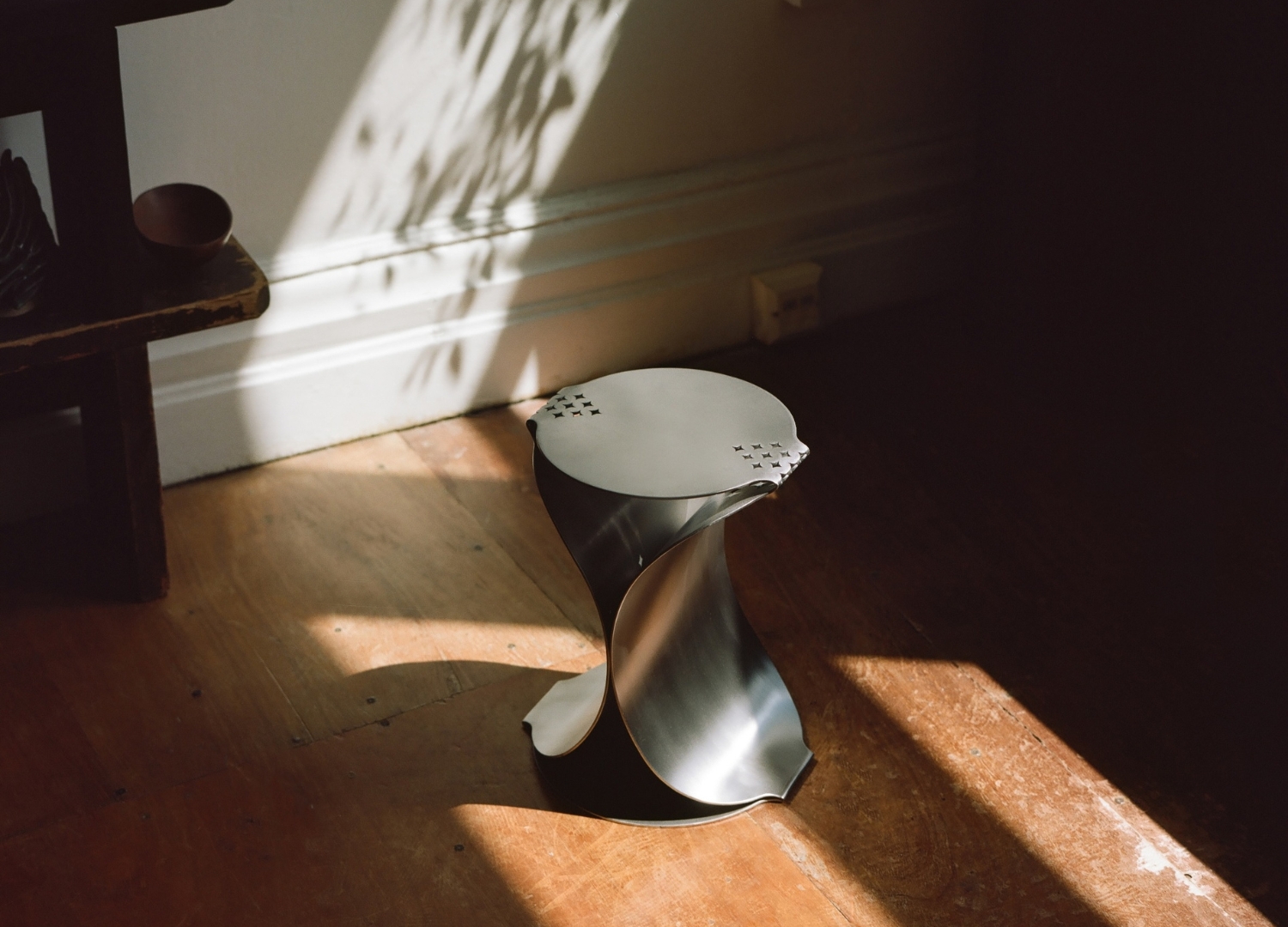 Africa International Design Awards: IO Stool by Homenkà © Christian Cassiel