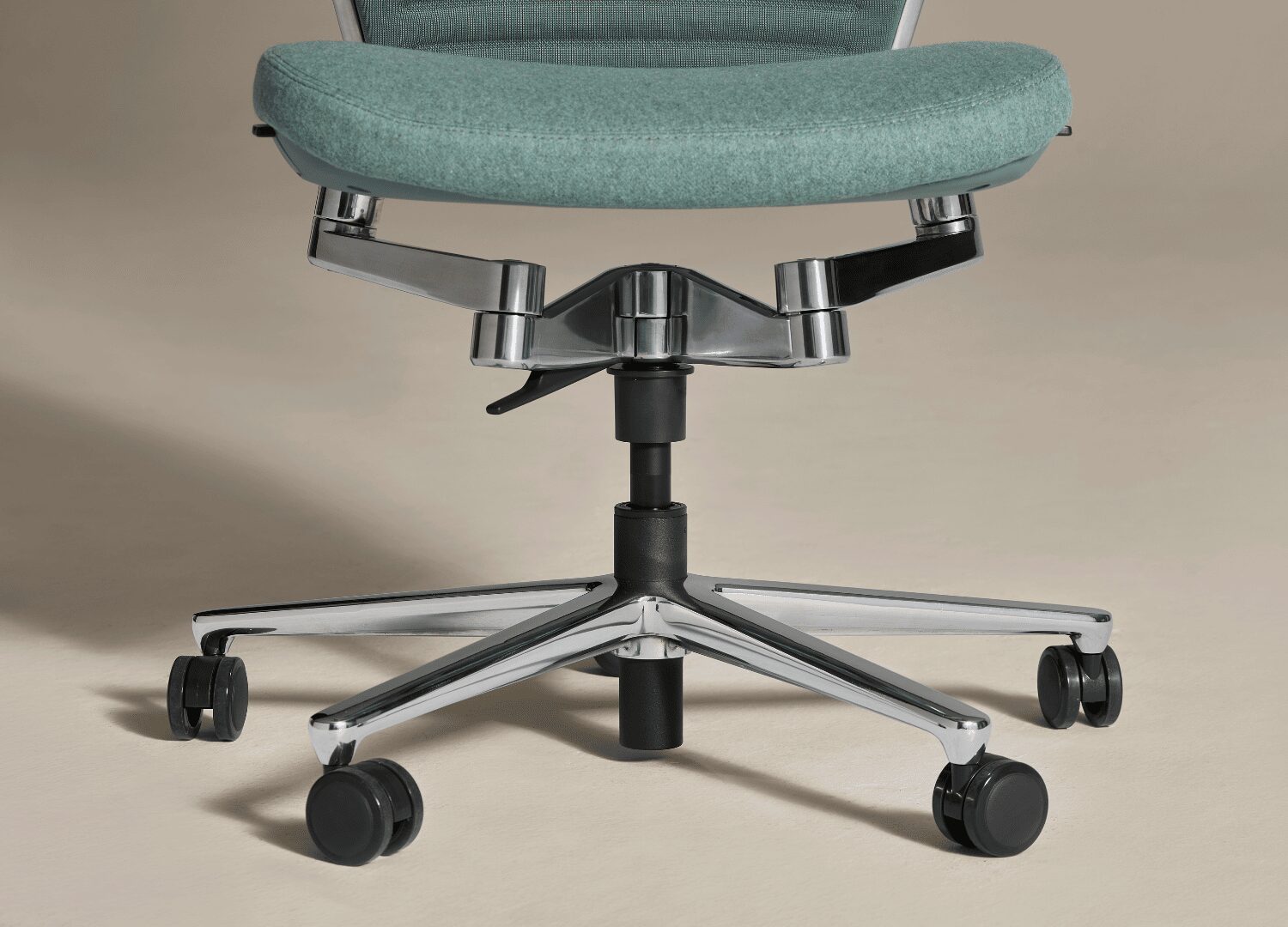 kiaura, Task seating