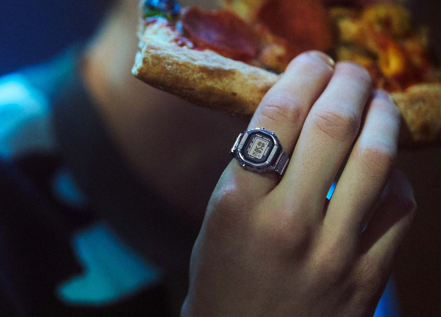 11 - CRW-001-1 © Casio_smart rings