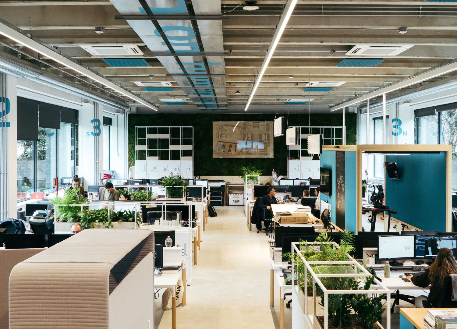 Progetto CMR Architecture _ BEHIND Interview