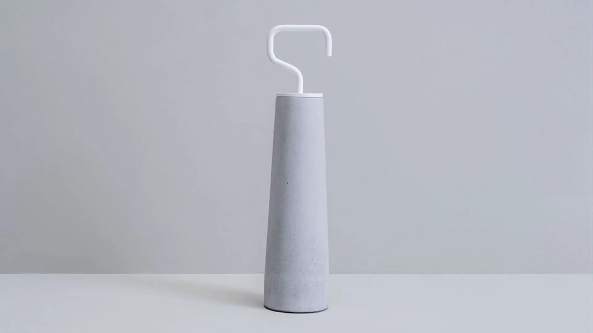 STREET | toilet brush holder by EVER - Grey power