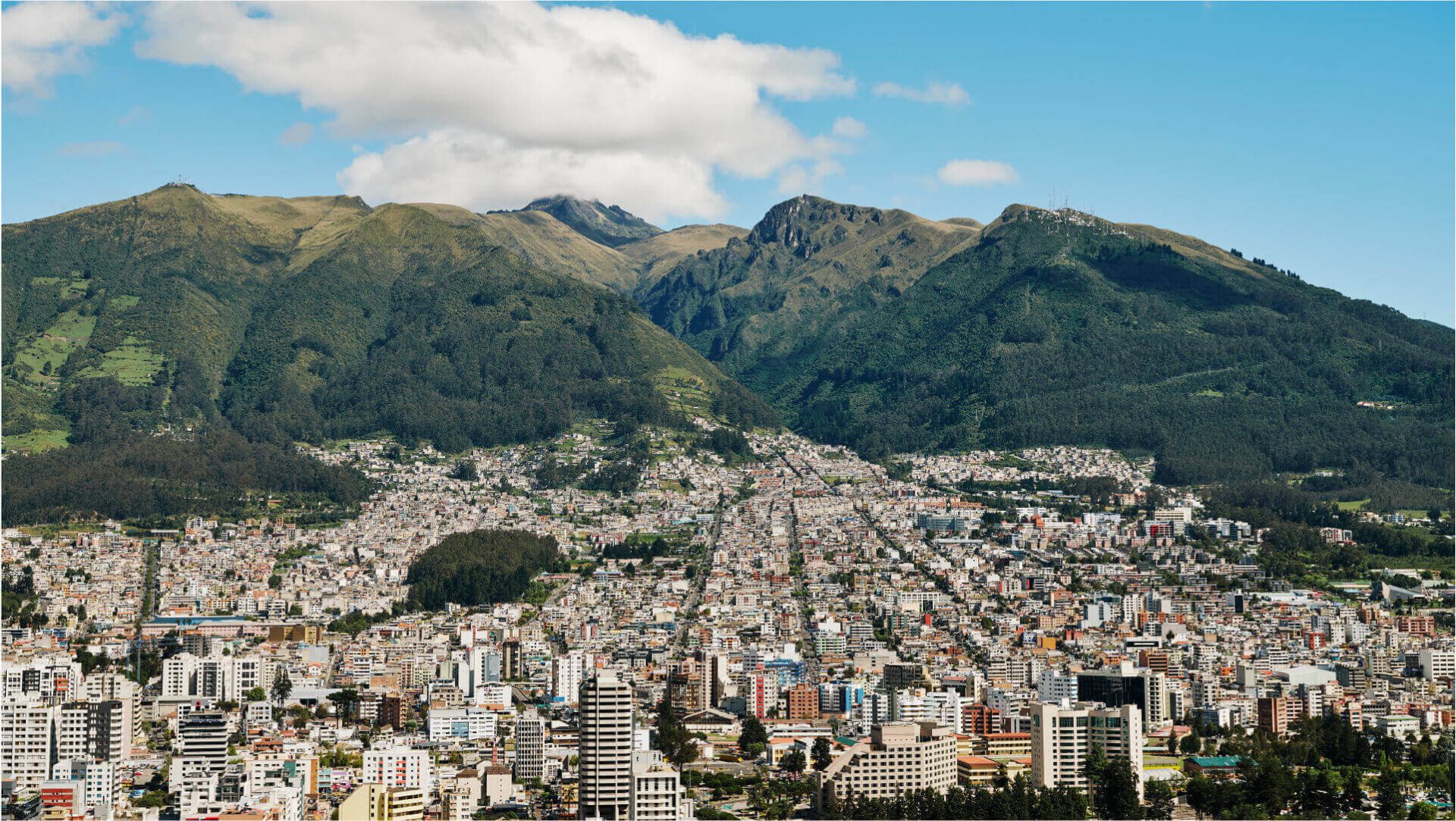 BIG Uribe Schwarzkopf - Quito landscape