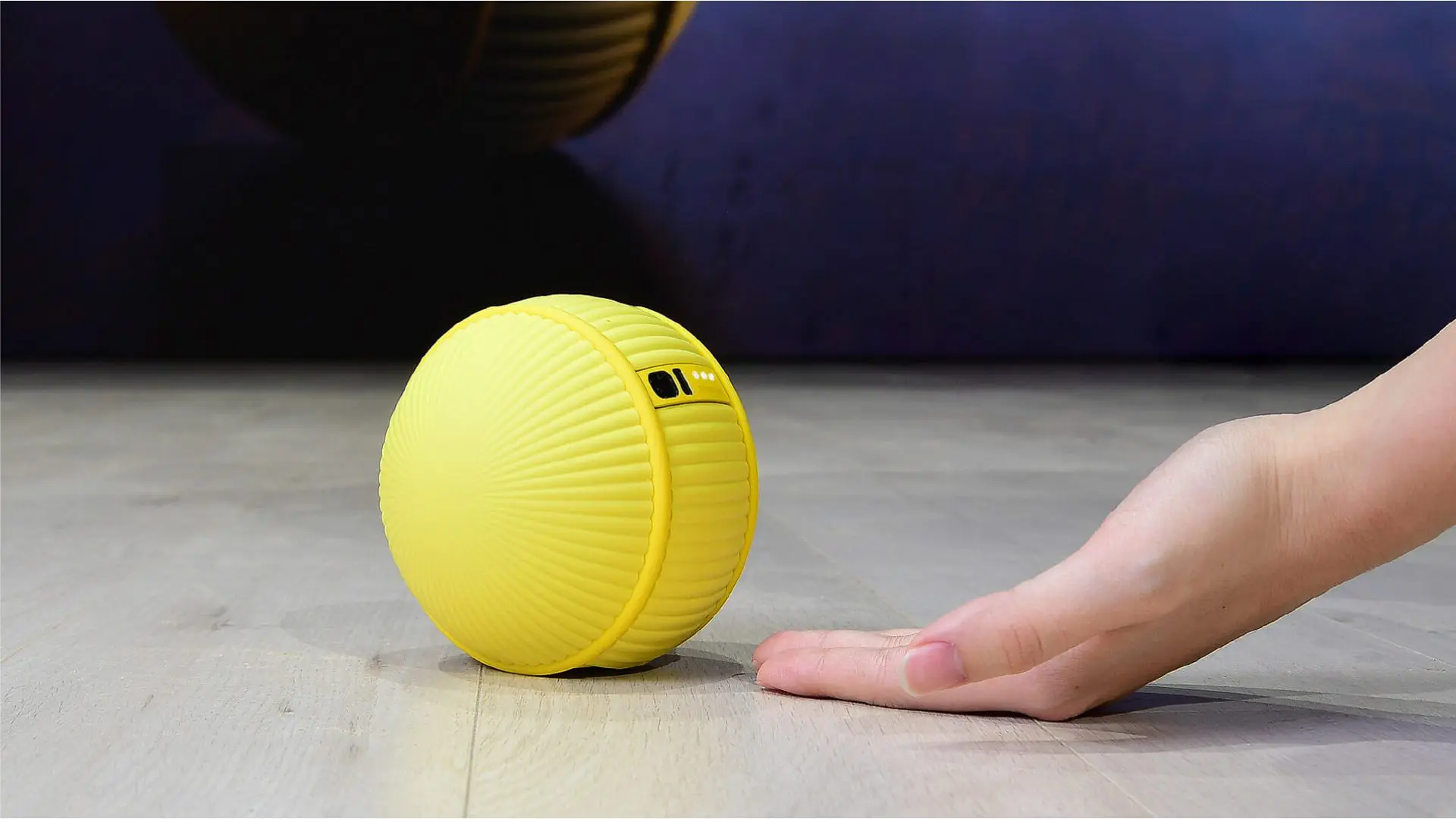 Ballie ball-shaped robot by Samsung - interaction with humans