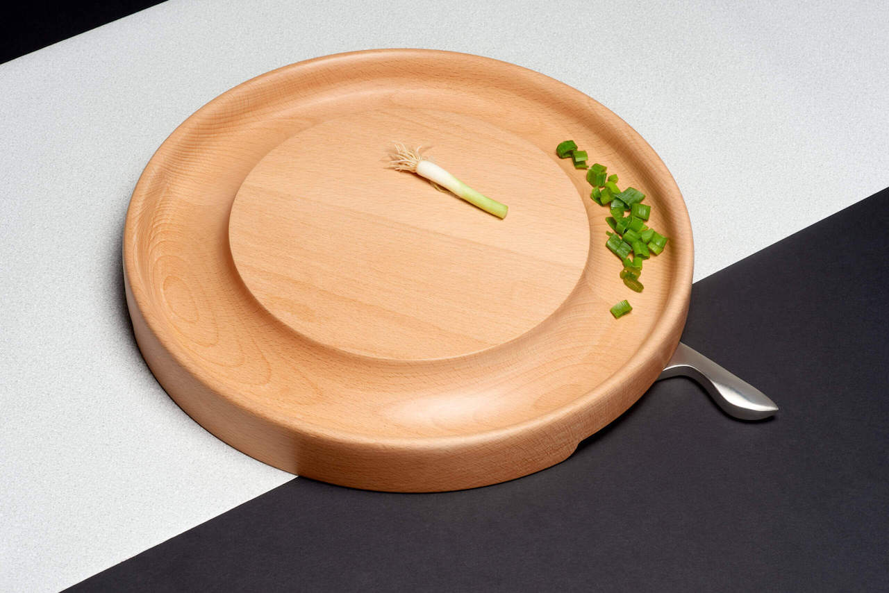 Haptics of Cooking - cutting board and knife
