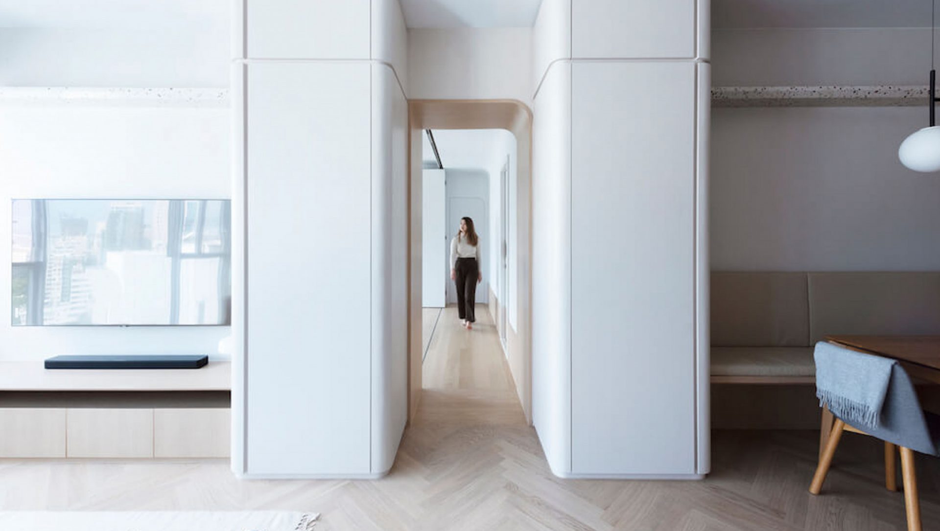 Home Influencer - corridor