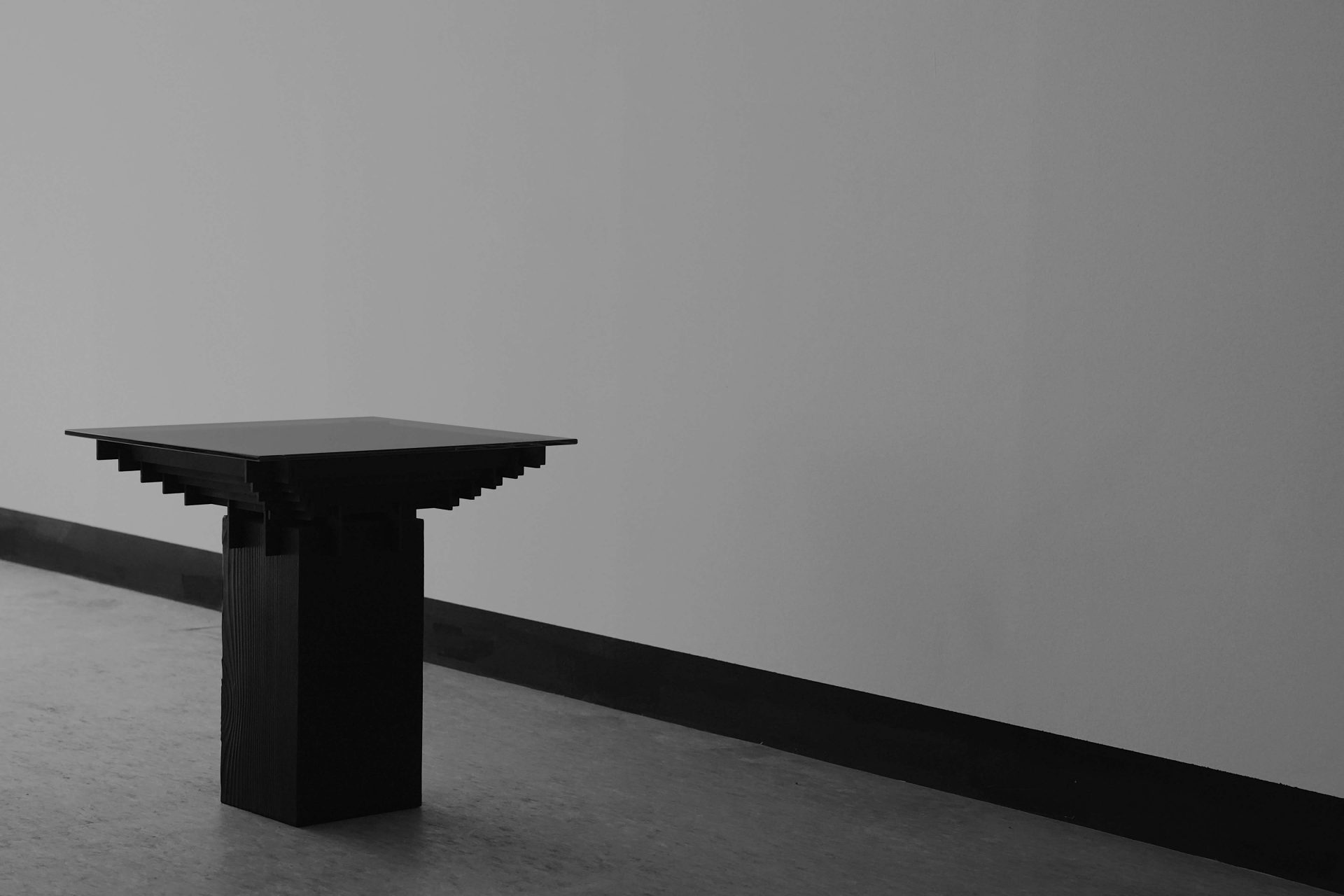 Studio Shinyoo - small table