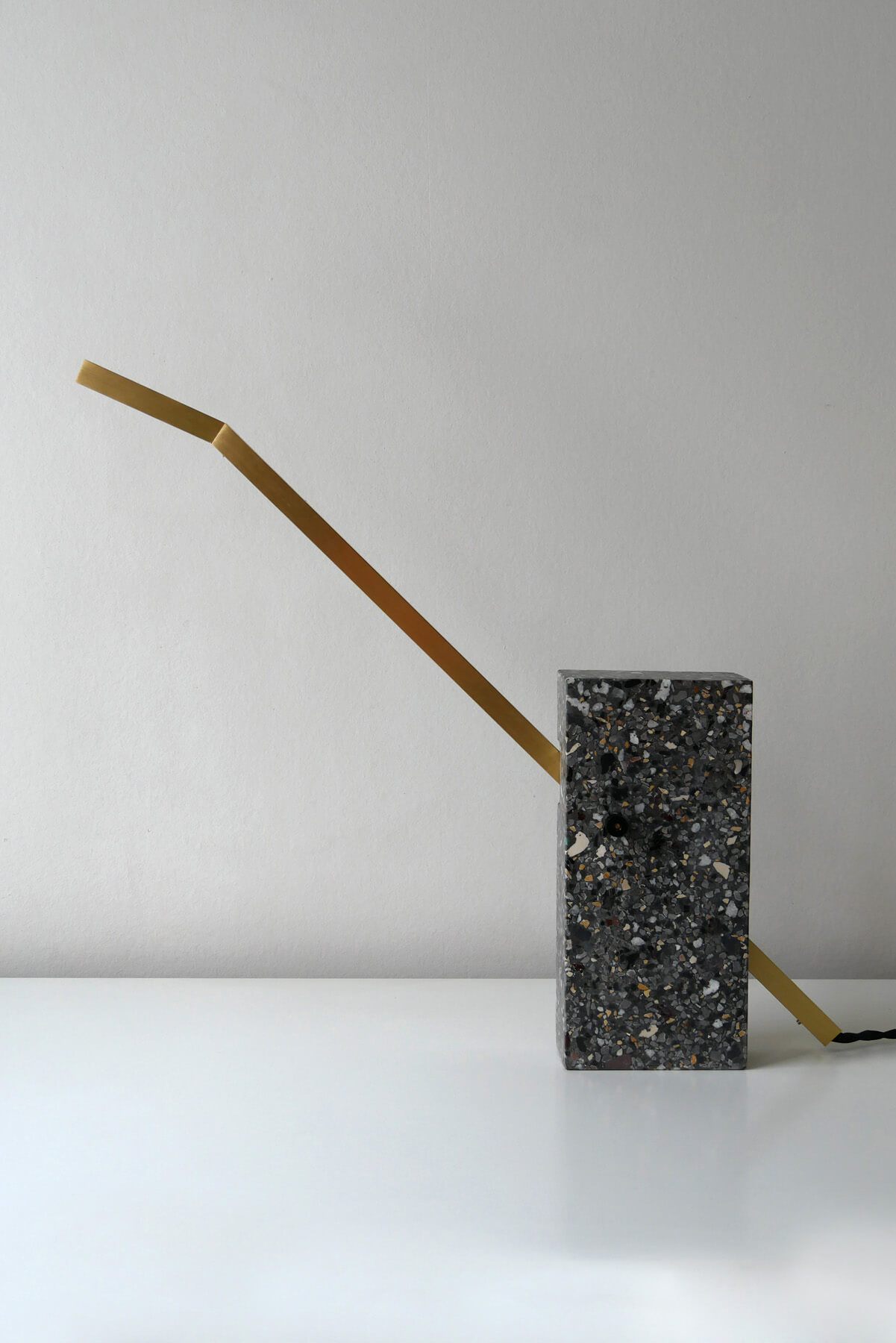 Line Balance floor lamp - from a side