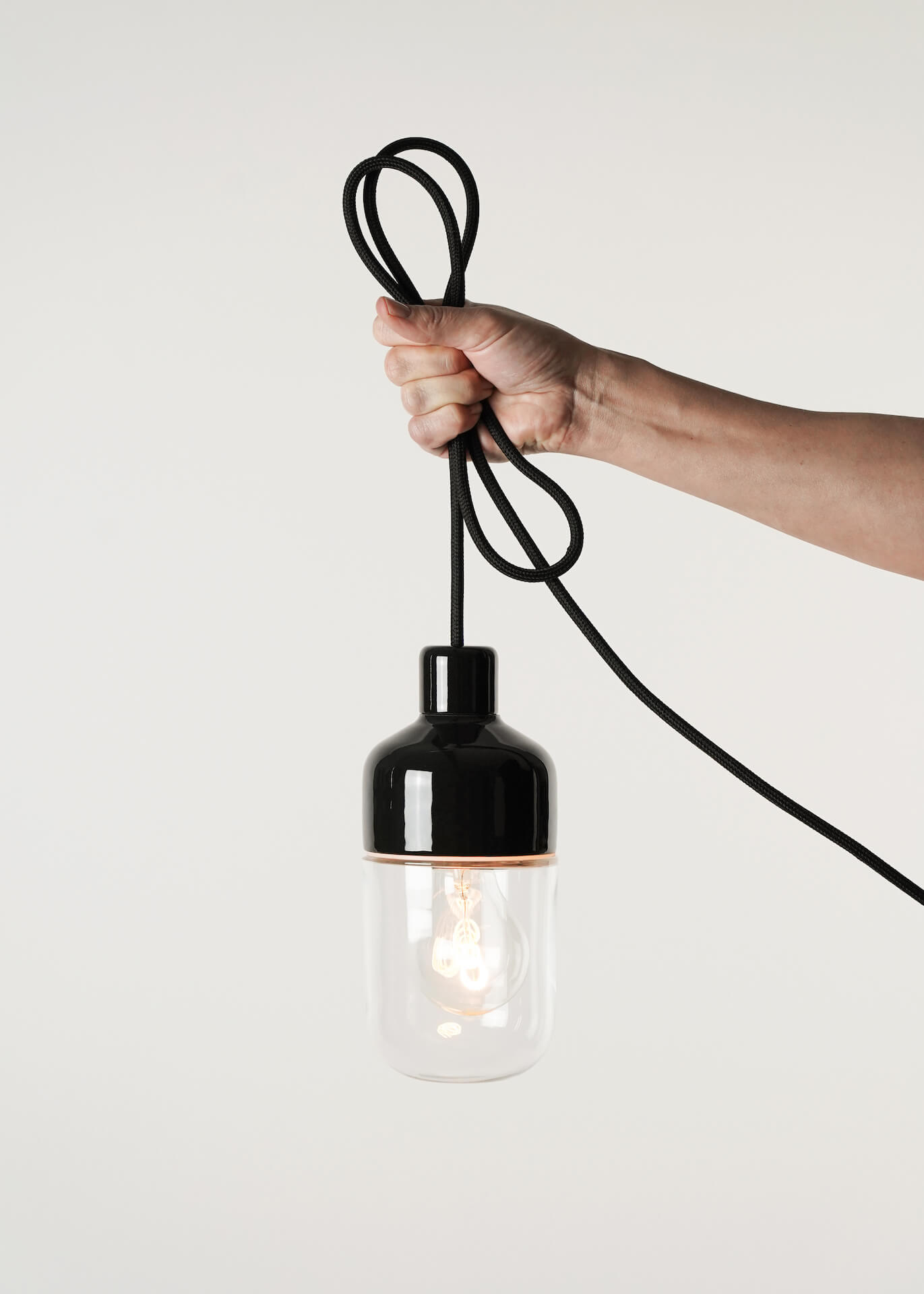 Ohm Pendant - black celling lamp