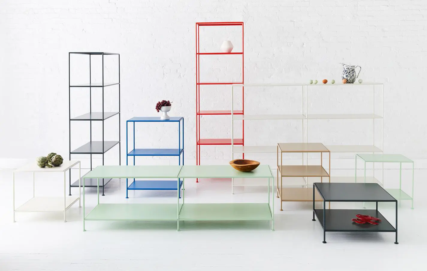 Stille, the effortless shelving by Standard issue