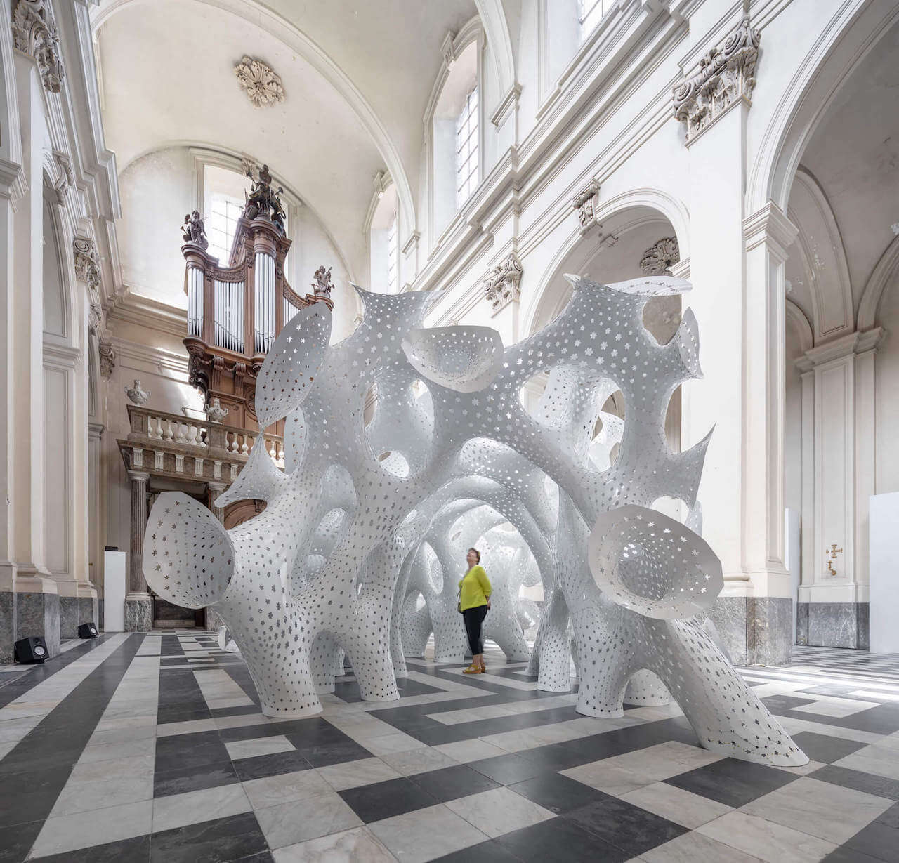 THEVERYMANY - NON LIN / LIN BRUGES TRIENNALE