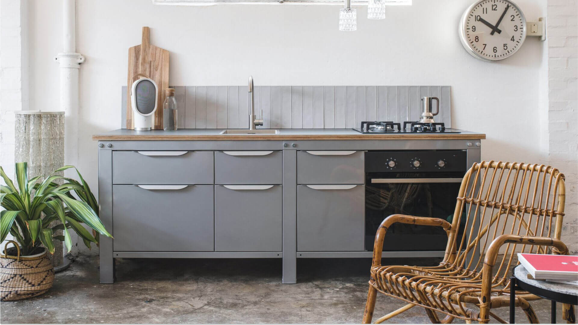 Very Simple Kitchen - gray kitchen