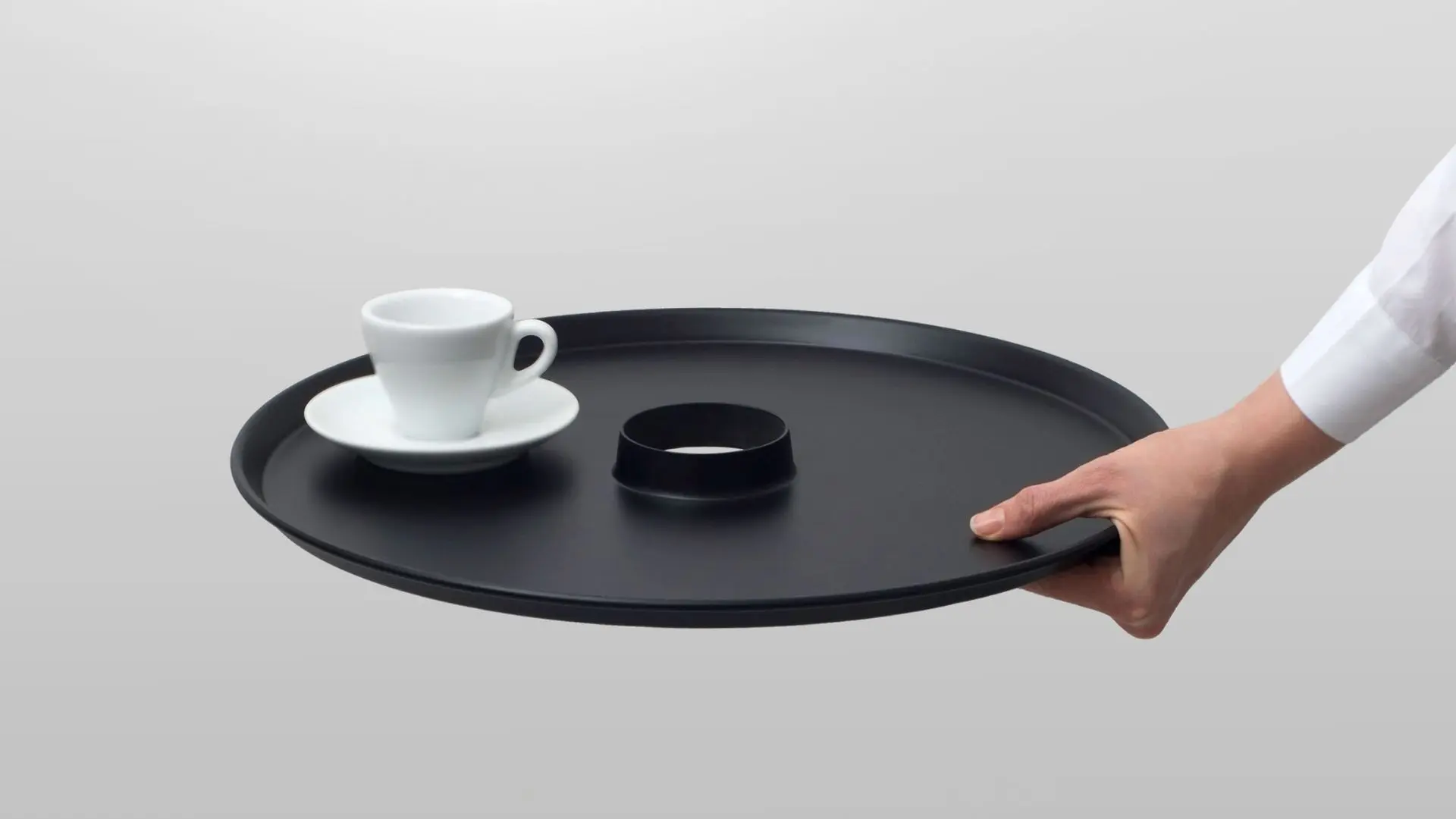 Move table by Joel Hoff _ Furniture design