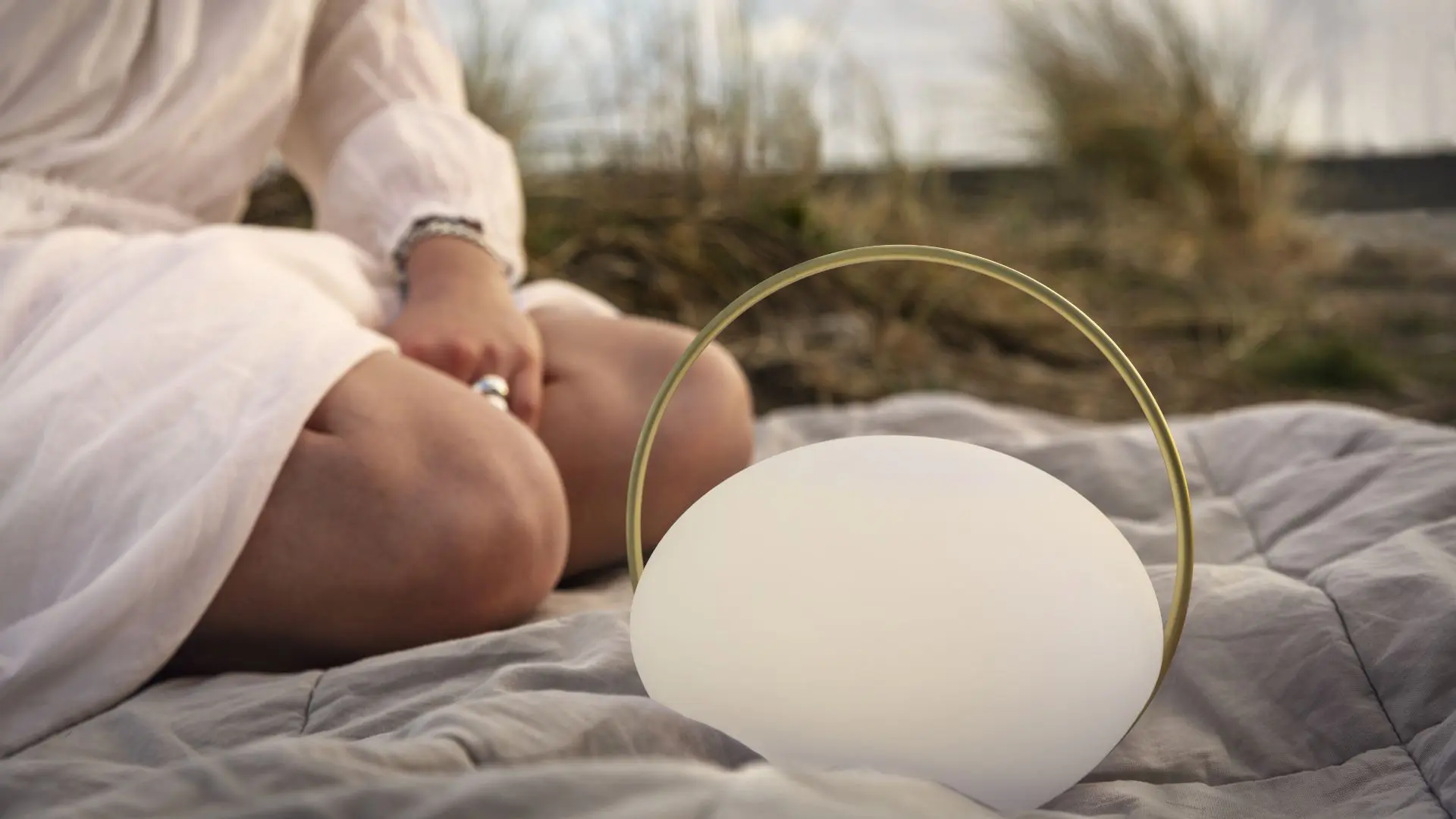 Orbit portable wireless lamp by Umage _ 3 days of design