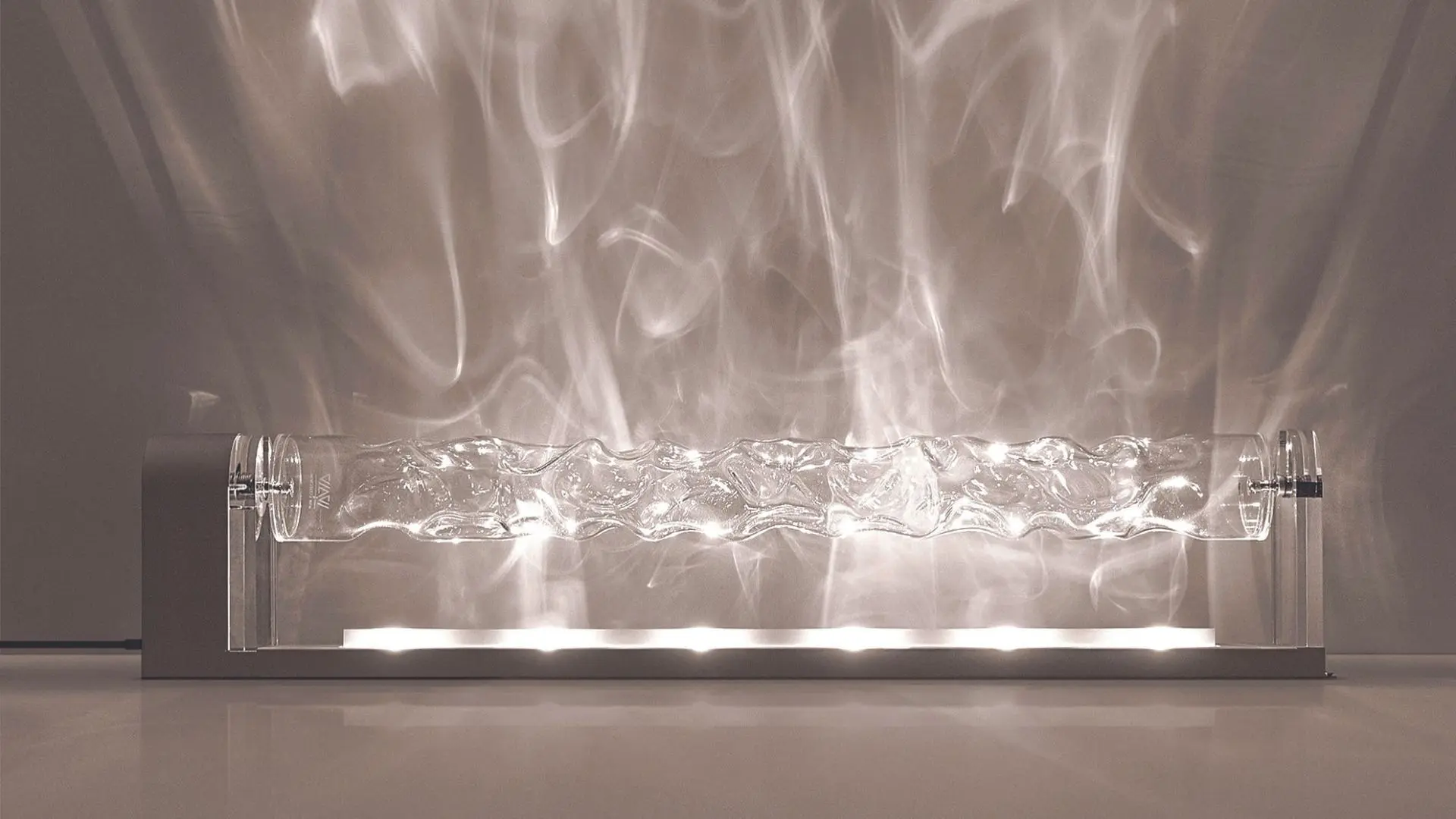 BE WATER lamp by WAW Collection - Fernando Correa