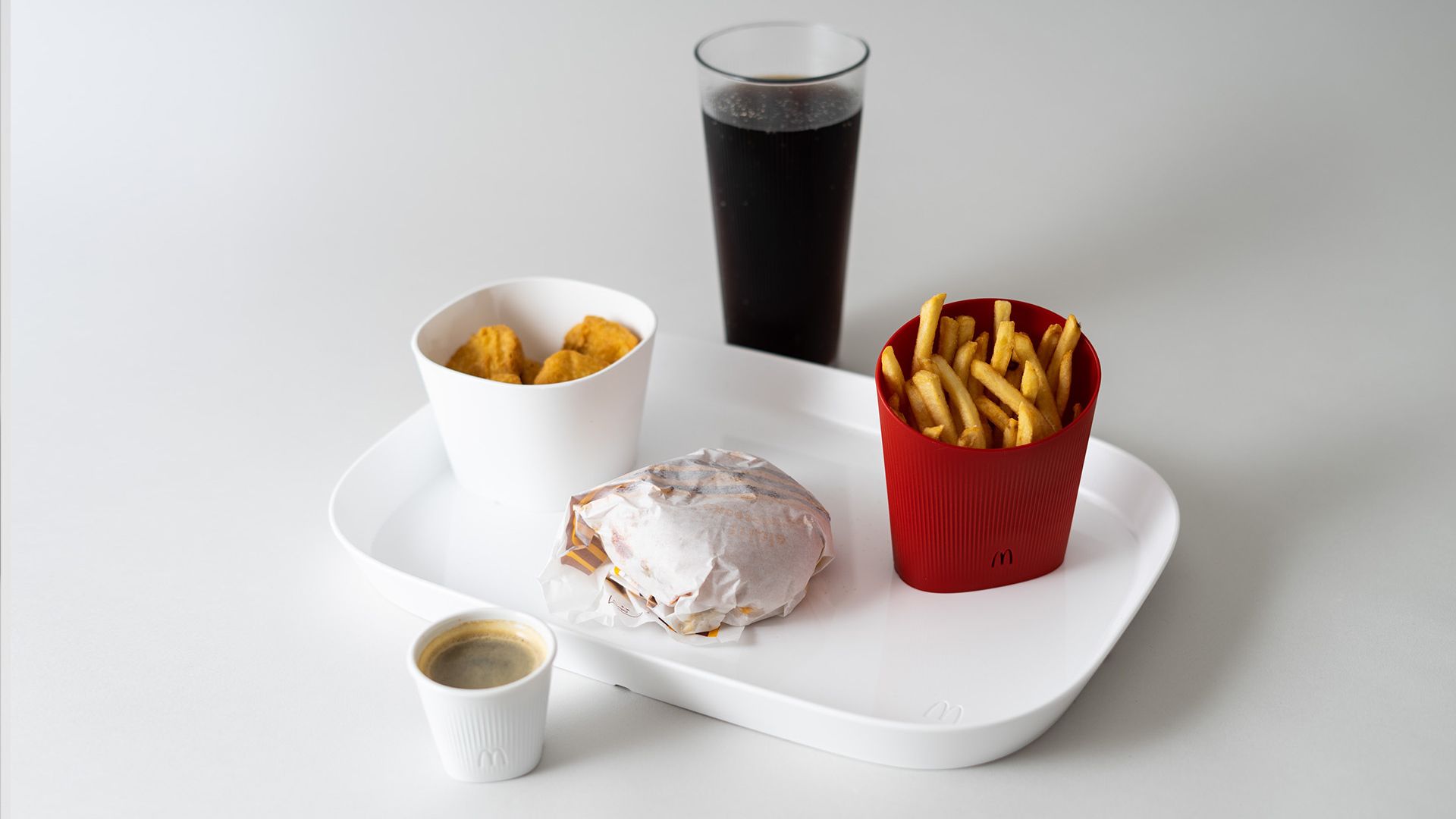 Elium studio x McDonald _ reusable tableware - cover