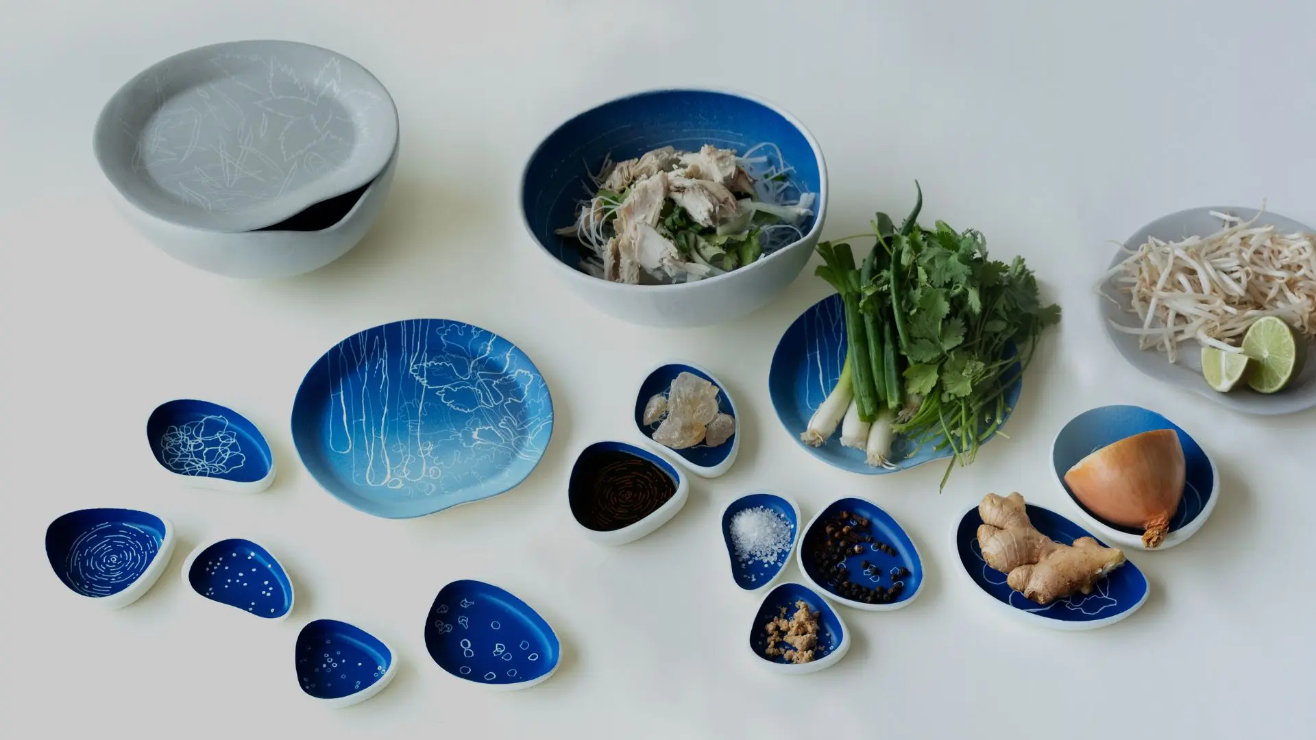 Đậm Đà by Ann T. Dinh _ ceramic set _ food design