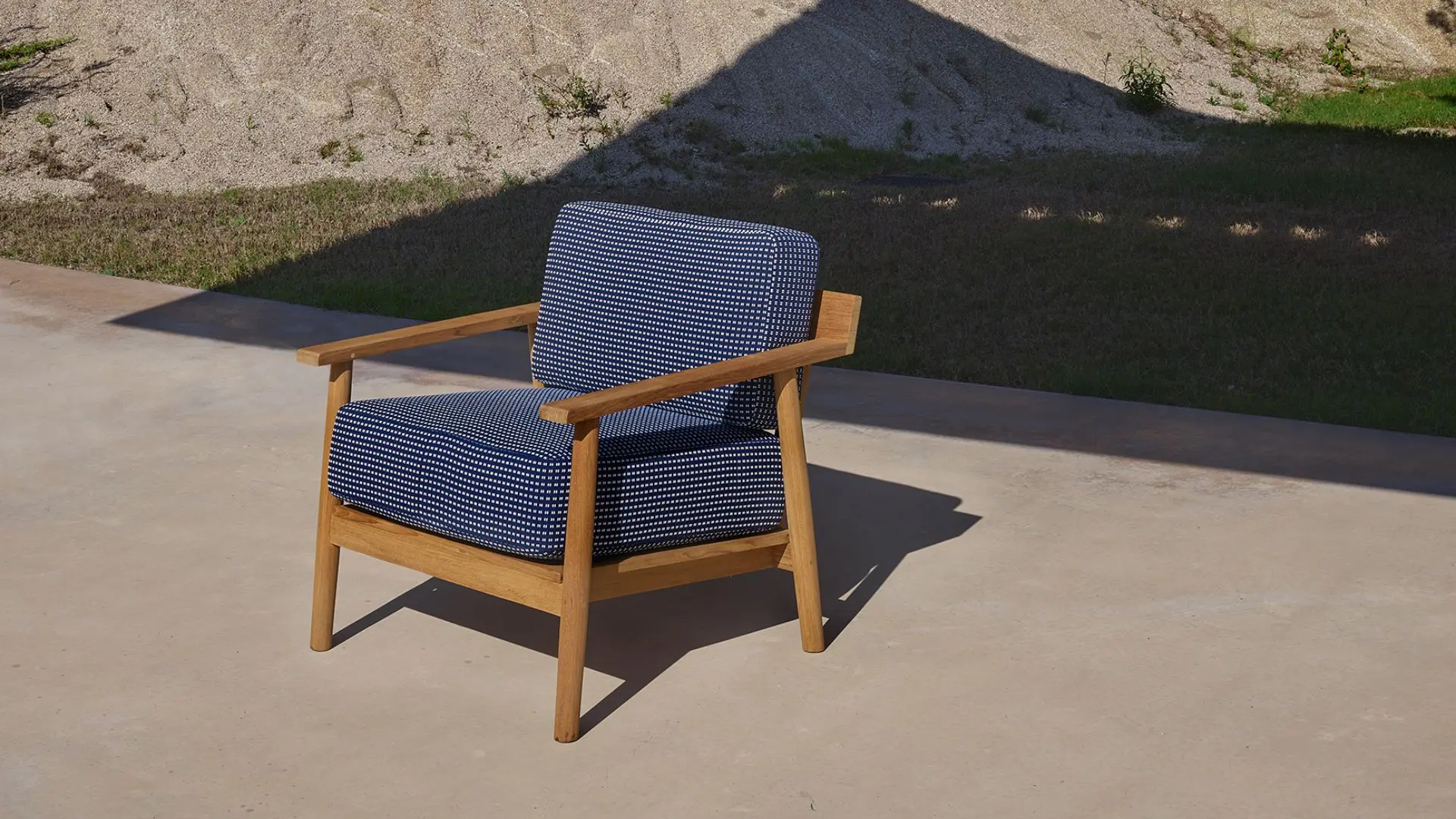 Tectona _ new outdoor furniture products - cover