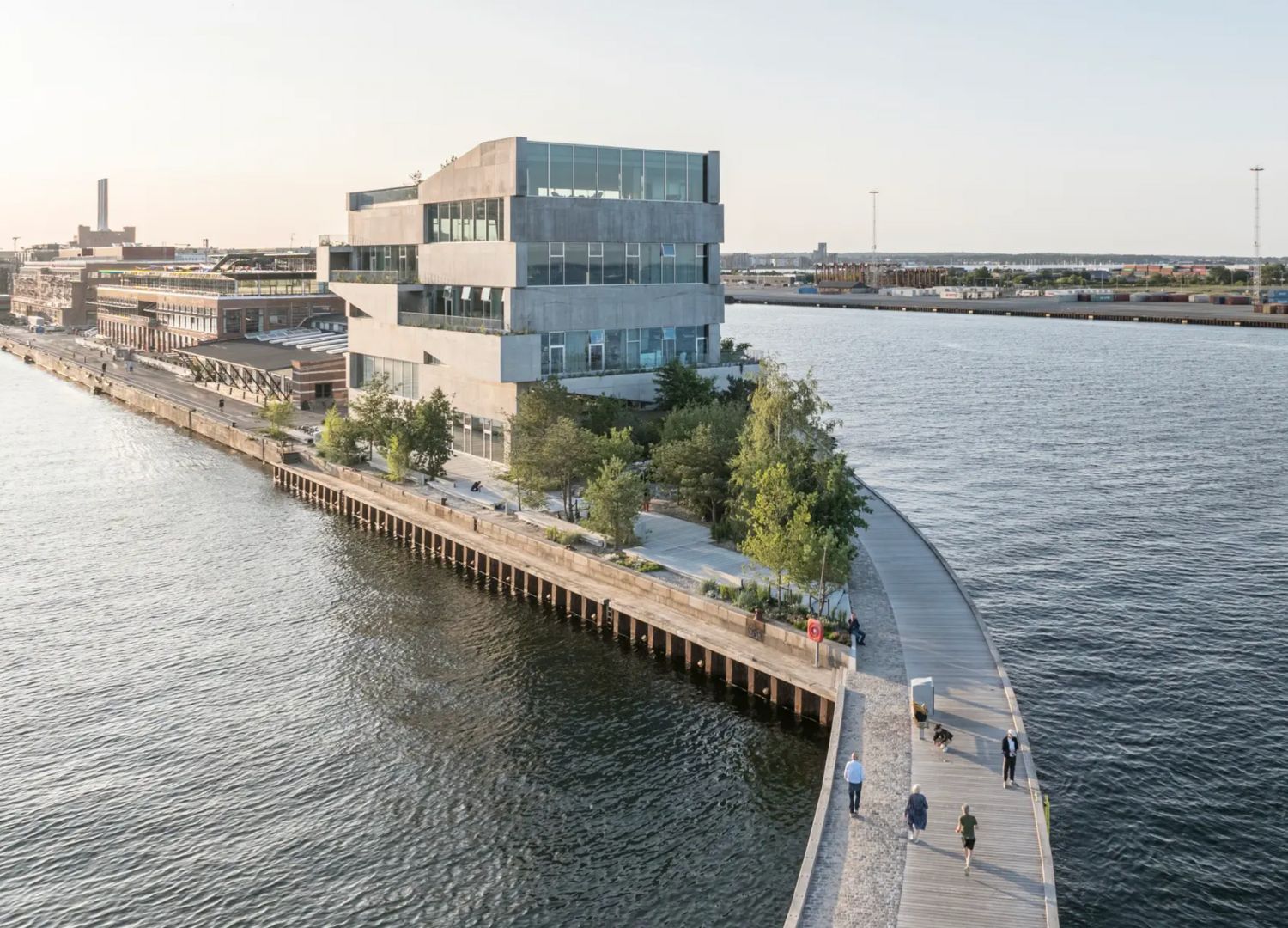 The shift towards a customized office space is a growing trend. Bjarke Ingels Group's Copenhagen headquarters is the embodiment of an authentic approach. © Bjarke Ingels Group