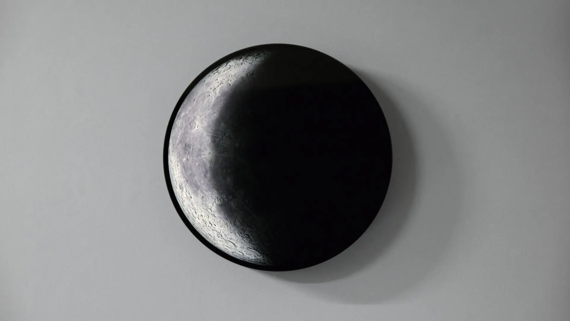 Relative Distance, a contemporary design studio founded by industry veterans Roland Ellis and Dev Joshi, makes its dazzling debut with Phase. Simultaneously a lunar light and long-form timepiece, the limited edition artwork is strikingly synchronized with the moon’s real-time orbit.