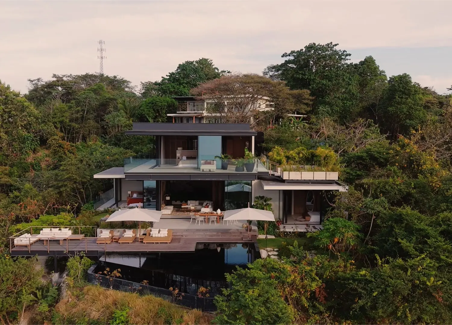 Between-the-built-and-the-wild