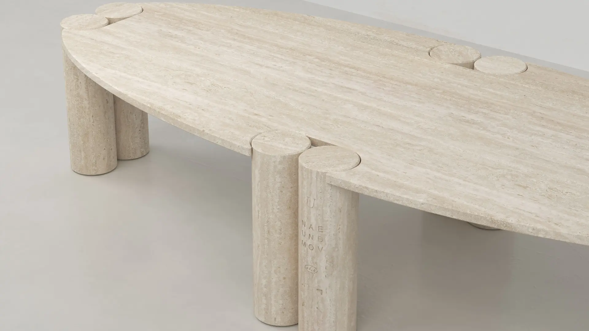 COVER_UNDATED by Naessi Studio ©Movimento Gallery