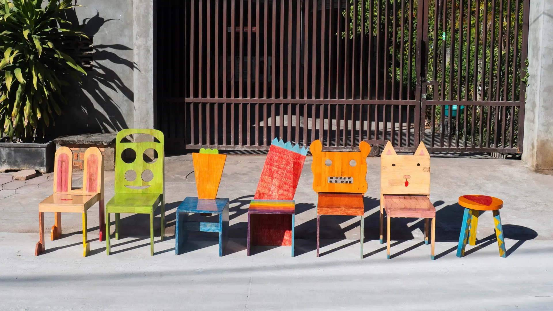 Chair for Kids by Taekhan Yun and the English School of Siem Reap, ©Taekhan Yun